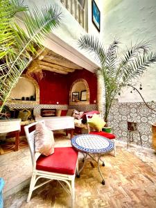 Essaouira Youth Hostel & Social Travel